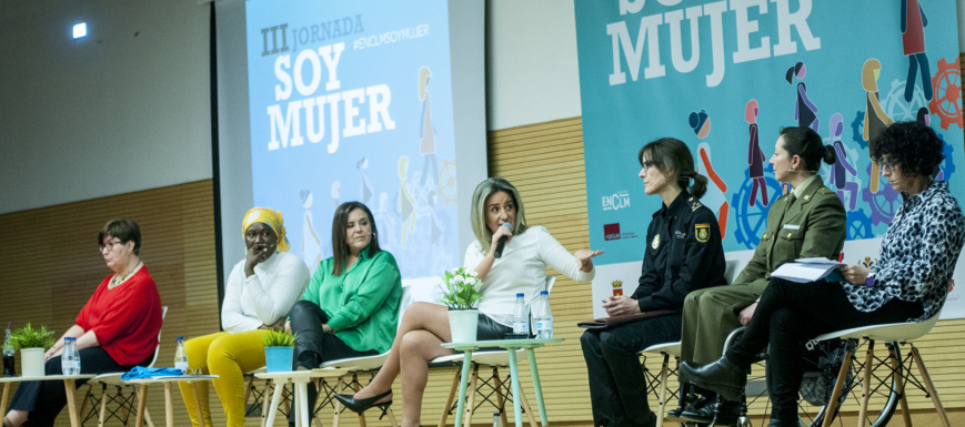 Segunda mesa redonda de la III Jornada "Soy Mujer".