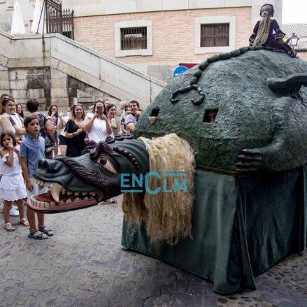 La Tarasca, uno de los principales focos de atracción durante el Corpus de Toledo. Foto: Rebeca Arango.