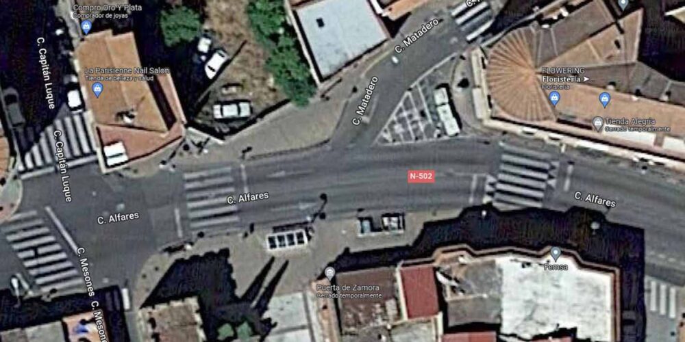 Un hombre que sufrió un paro cardiaco en la calle Matadero fue salvado por la Policía Local. Imagen: Google Maps.