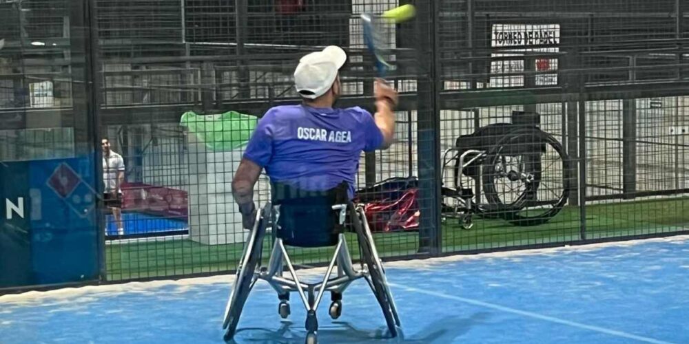 El campeón Óscar Agea, del club Berserkers, de Carranque (Toledo), entrenándose en septiembre en el club Imperial Max-I Pádel. Foto: club Max I-Pádel.