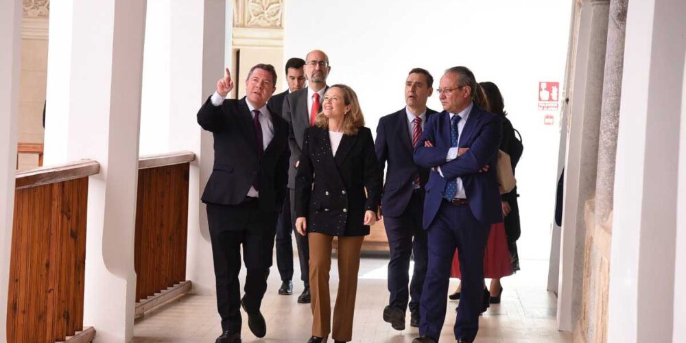 Emiliano García-Page, Nadia Calviño, Juan Alfonso Ruiz Molina, entre otros.