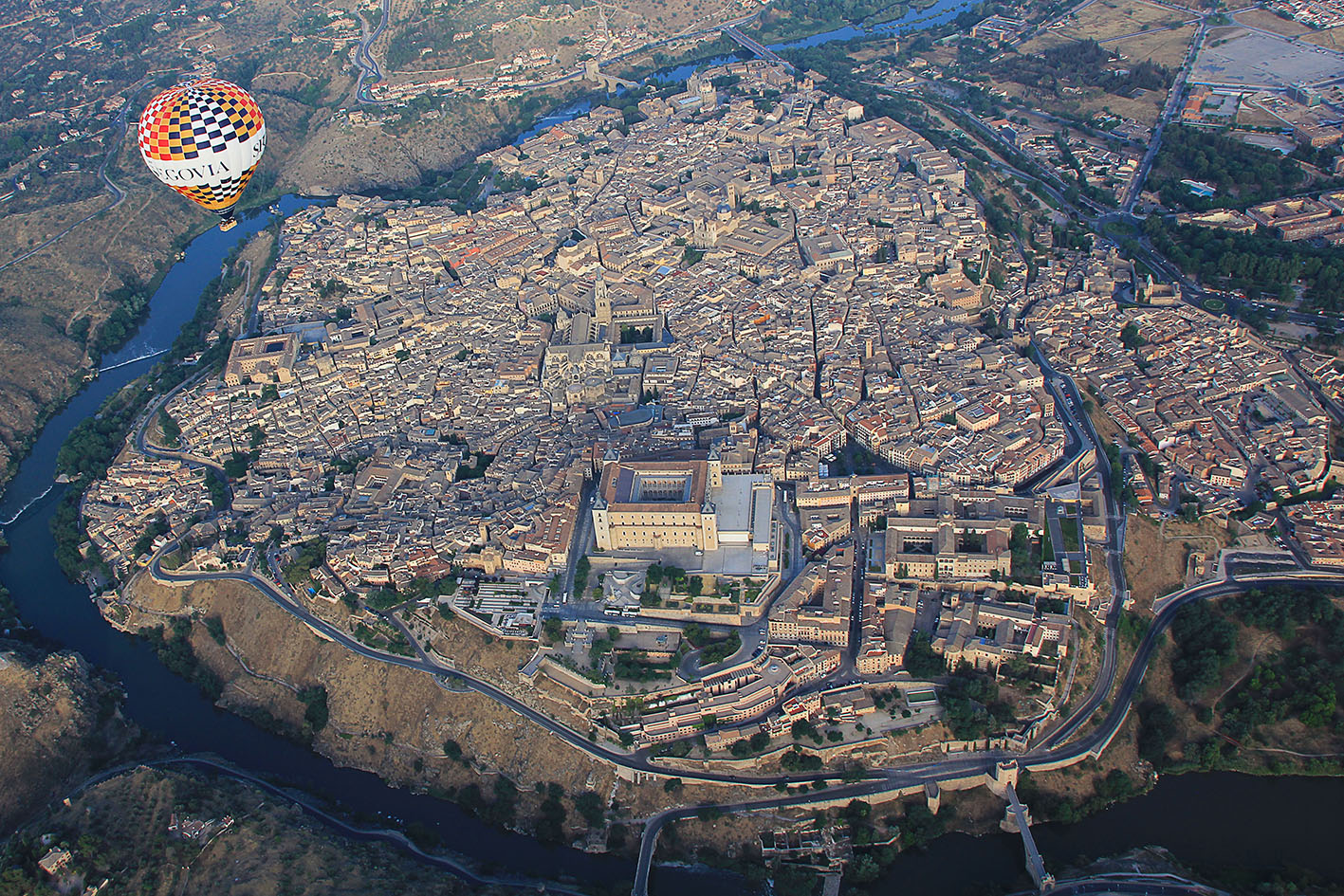 Un paseo en globo por Toledo, todo un espectáculo. Foto: aladinia.com.