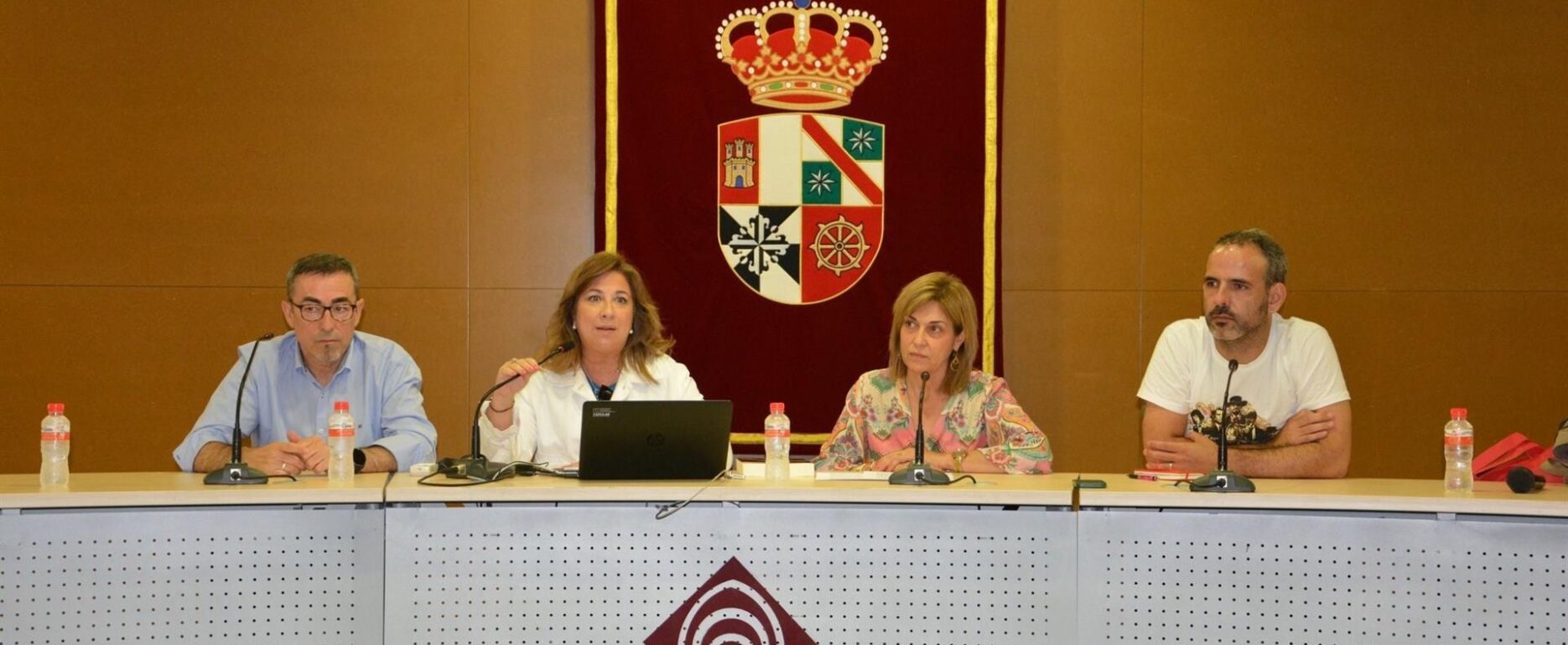 Inauguración de las jornadas del Gabinete de Estudios Jurídicos de CCOO, celebradas en el campus de la UCLM en Albacete.