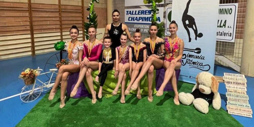 Rítmica Ros "lo petó" en el Regional de gimnasia rítmica.