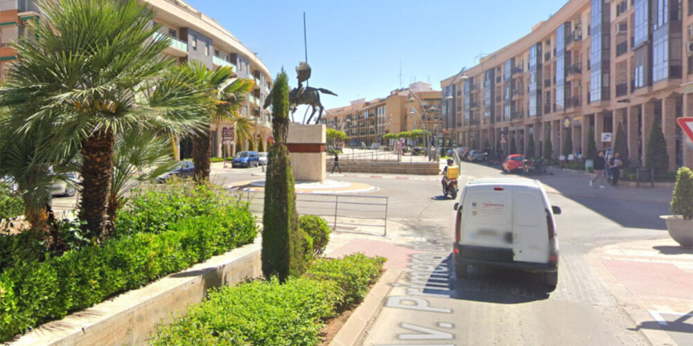 Avenida Primero de Julio, en Valdepeñas (Ciudad Real).