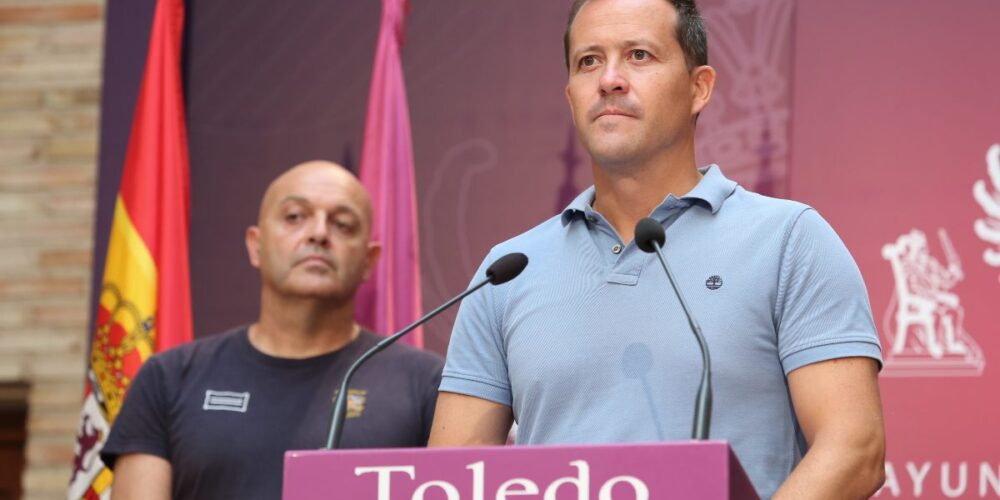 Carlos Velázquez, alcalde de Toledo, en rueda de prensa.