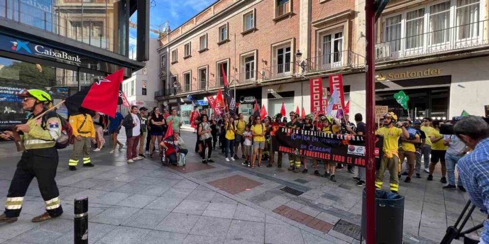 Concentración trabajadores de Geacam en Guadalajara