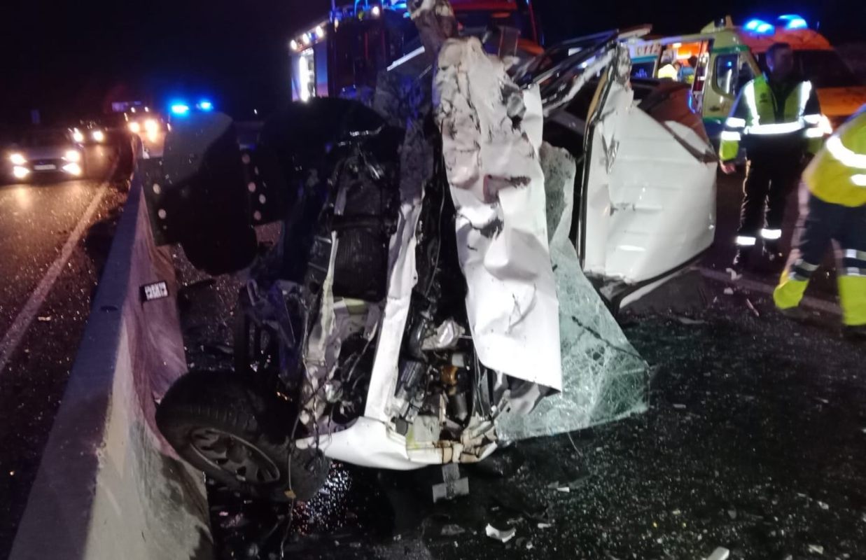 El accidente ha ocurrido a las 19.41 horas en el kilómetro 79 de la N-401.