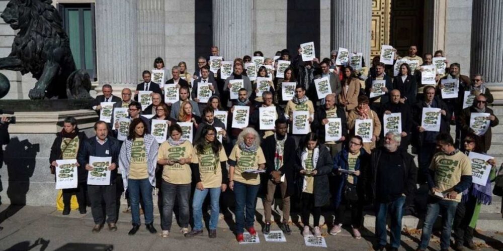 Manifiesto contra la guerra en gaza ante el Congreso. Foto: Causa Palestina.