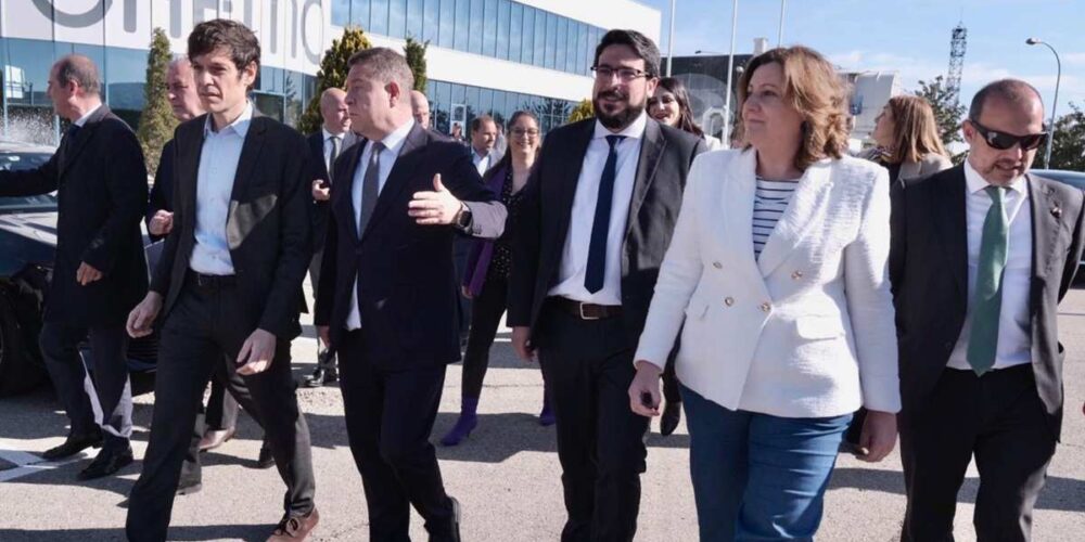 Emiliano García-Page, presidente de Castilla-La Mancha, visita Azuqueca de Henares (Guadalajara)