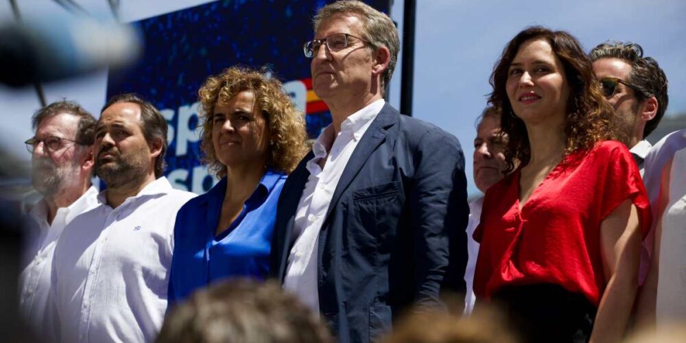 Imagen del acto del PP este domingo en la Puerta de Alcalá.