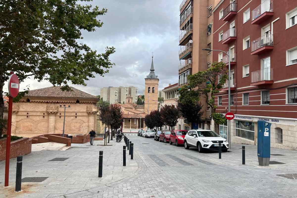 Los conciertos de las plazas General Prim y San Esteban se trasladan a la plaza de la cuesta de San Miguel junto a la capilla Luis de Lucena