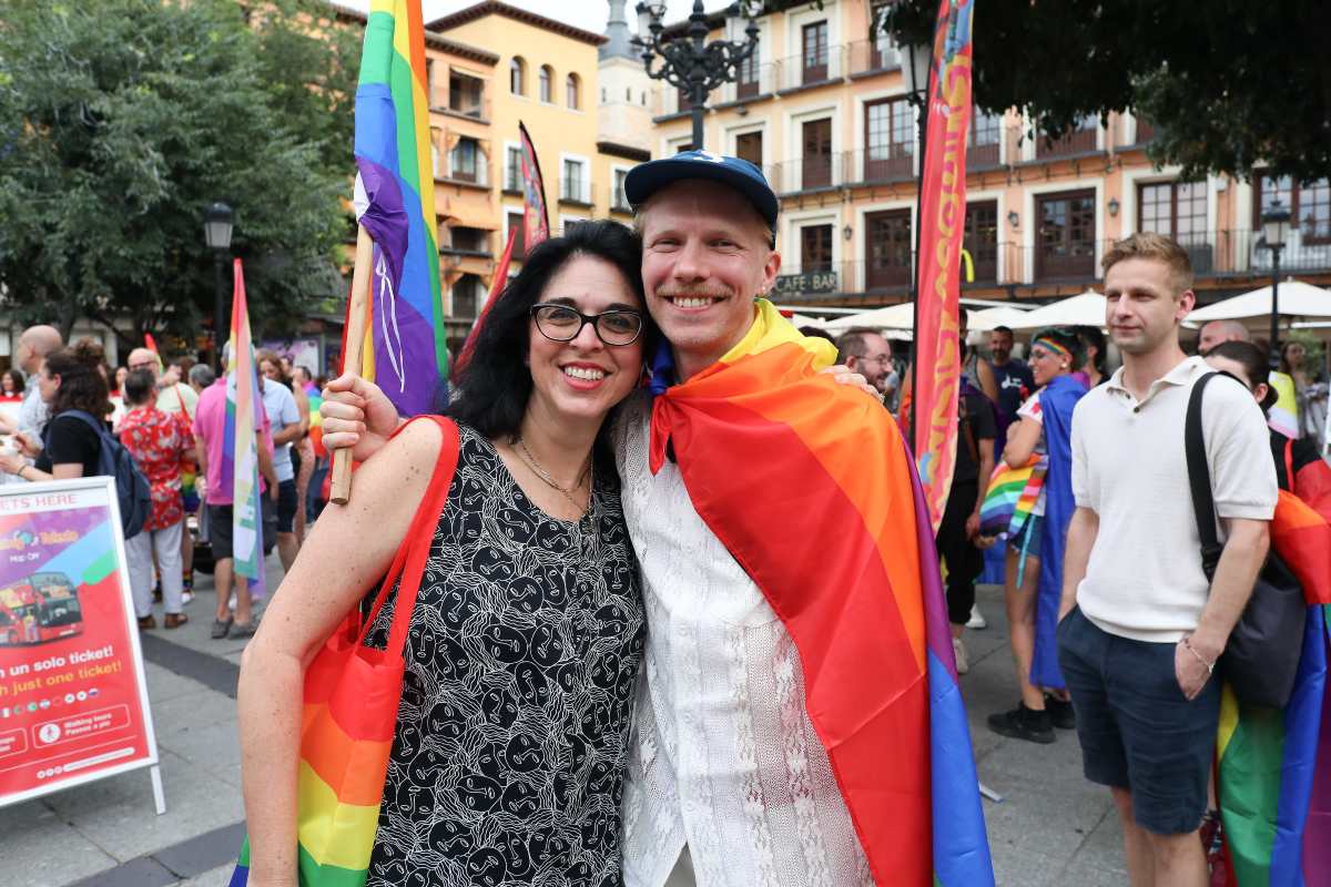 La concejala del PP Marisol Illescas apoya al colectivo LGTBI, pero la bandera arcoíris no colgaba del Ayuntamiento. Foto: EFE/Ángeles Visdómine.