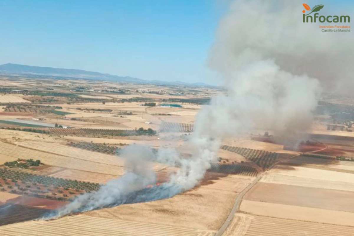 Incendio agrícola en Miguelturra