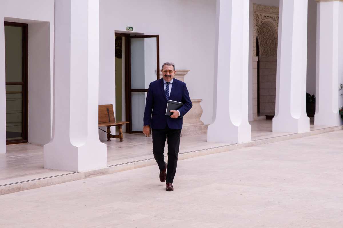 El consejero de Sanidad, Jesús Fernández Sanz.