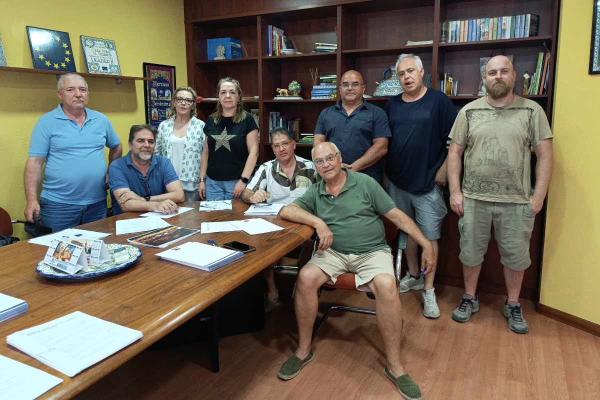 Convenio para la creación de 43 murales de cerámica en la comarca de Talavera