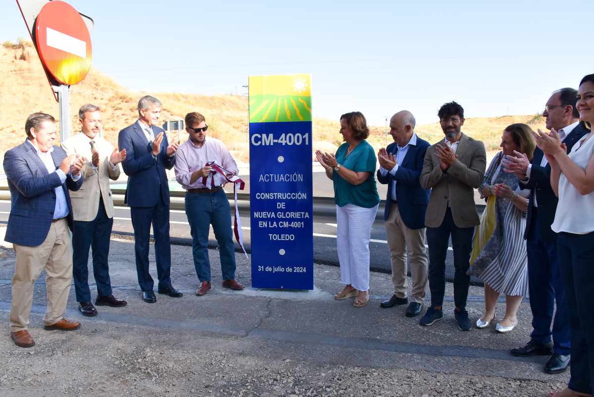 Inauguración de la nueva rotonda de acceso al Complejo Sociosanitario de la Residencia Social Asistida 'San José'