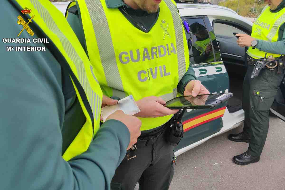 Detenidos dos jóvenes por robar material ten una obra de Azuqueca de Henares (Guadalajara)/Foto: Guardia Civil