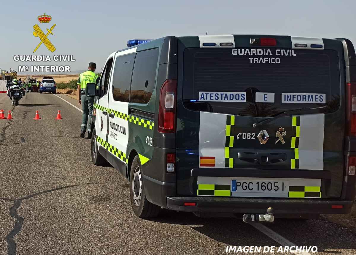 Imagen de un vehículo de atestados de la Guardia Civil. Alcoholemia