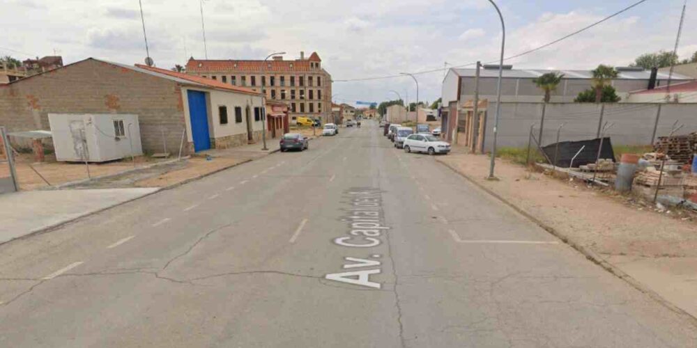 Imagen de la avenida Capital del Ajo, en Las Pedroñeras (Cuenca).