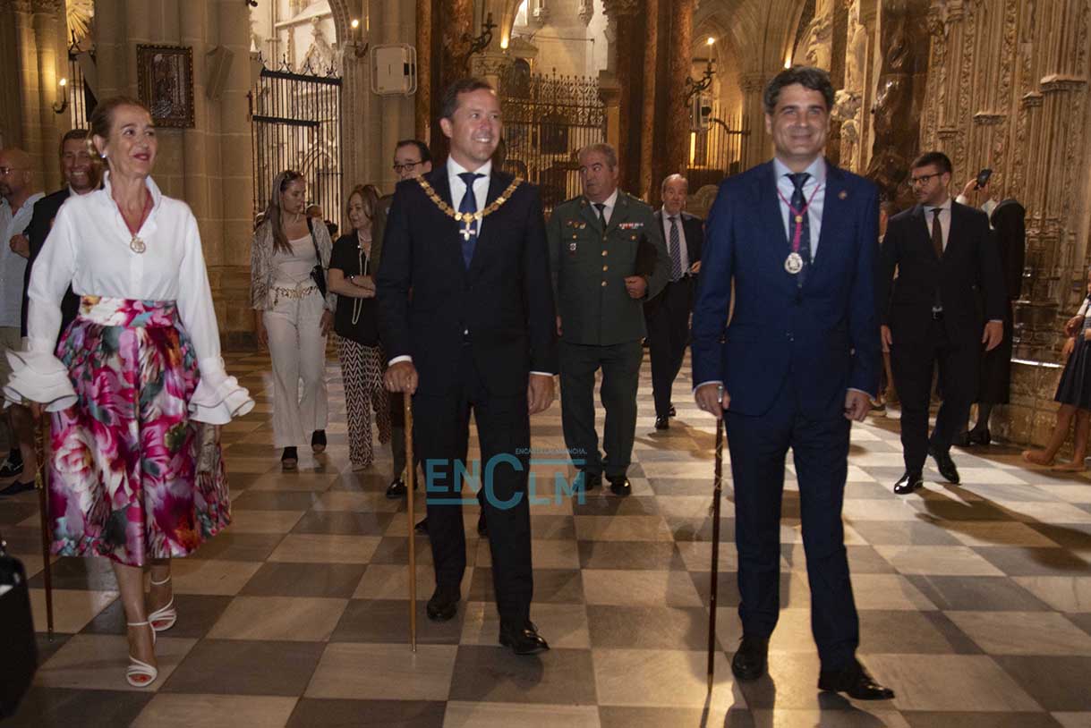 Carlos Velázquez durante la procesión de la Virgen del Sagrario