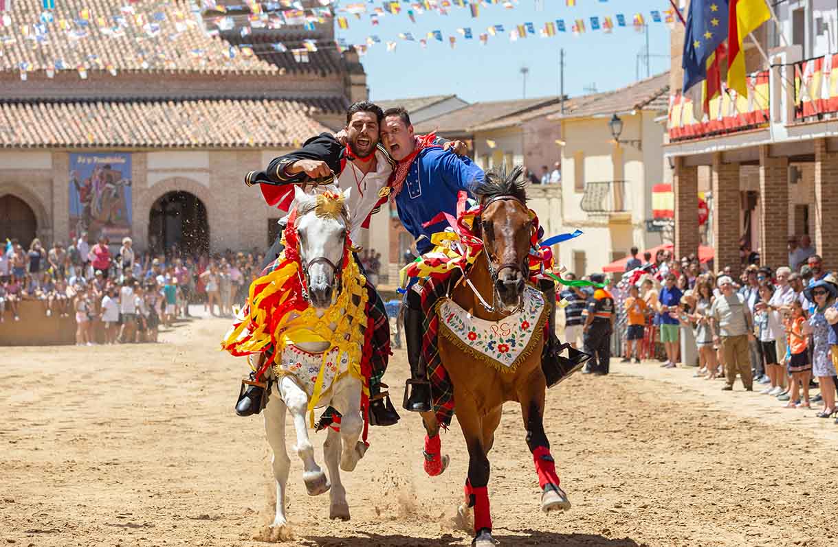 Carrera de caballos en Carpio de Tajo.© Óscar Huertas.