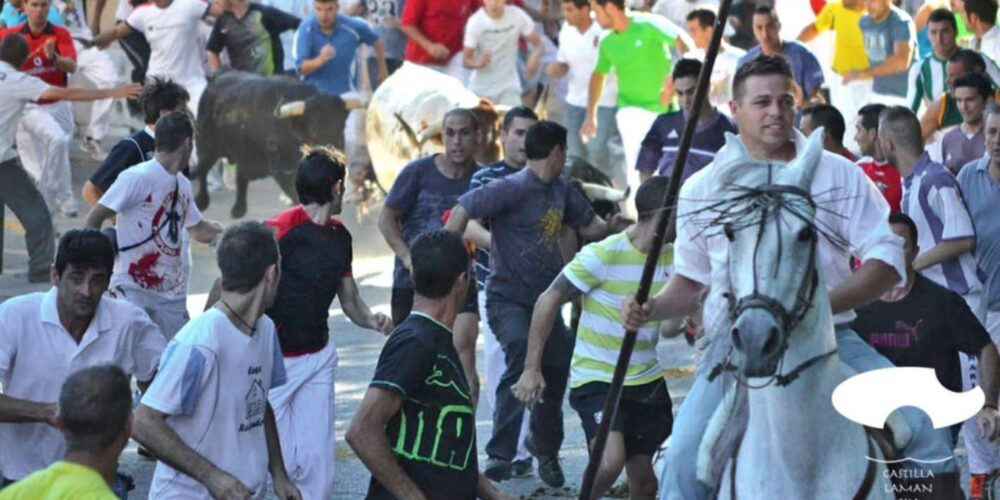 Los encierros de Brihuega son famosos. Foto: Turismo Castilla-La Mancha.