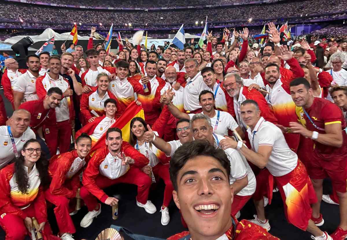 Imagen del equipo español en la clausura de los Juegos Olímpicos de París 2024.