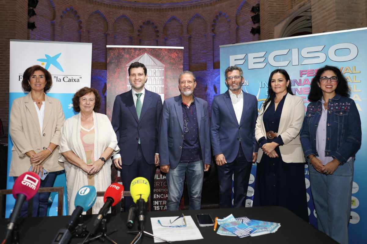 Foto de familia de la presentación de Feciso.