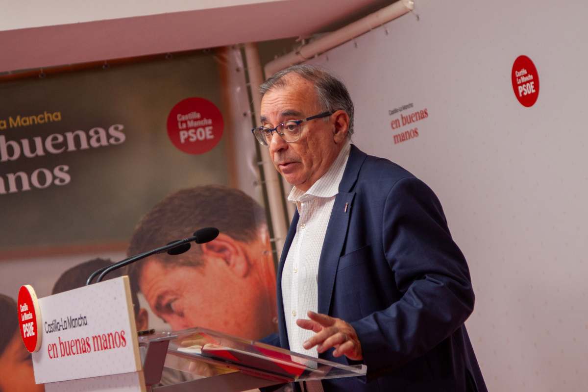 El presidente del Grupo Socialista en las Cortes de Castilla-La Mancha, Fernando Mora.