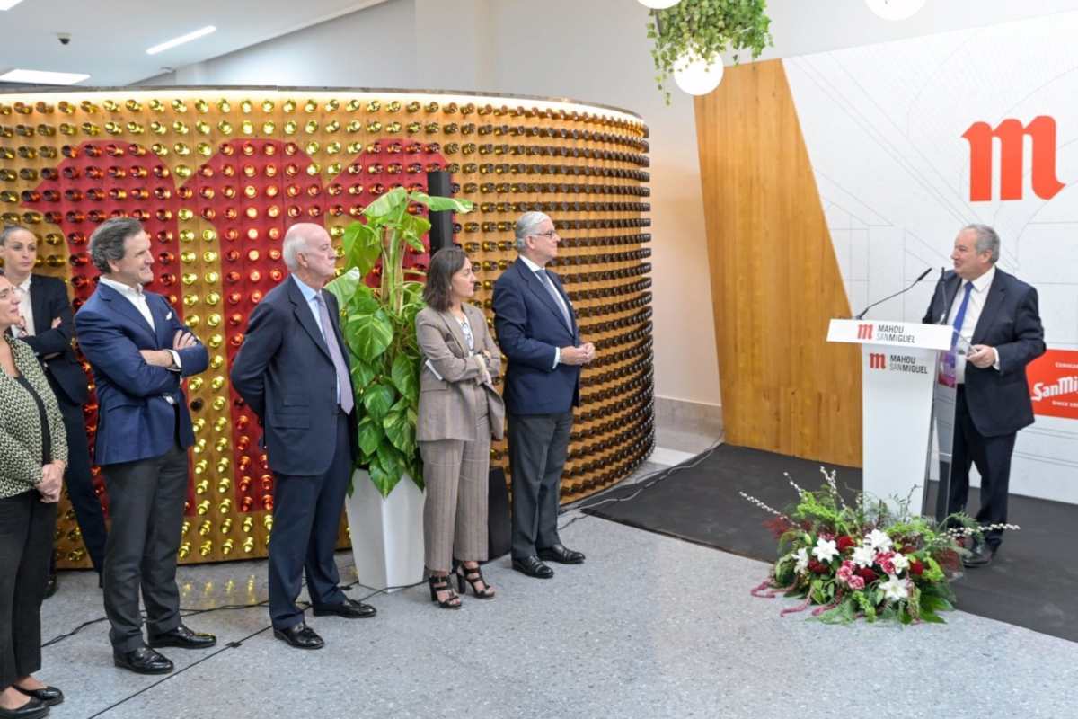 Jordi Hereu, Ministro de Industria visita la fábrica Mahou en Alovera (Guadalajara). Imagen EP