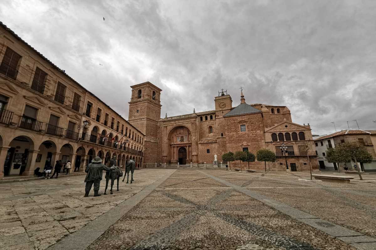 Plaza Mayor de Villanueva de los Infantes. Imagen: Oficina de turismo de Villanueva de los Infantes.