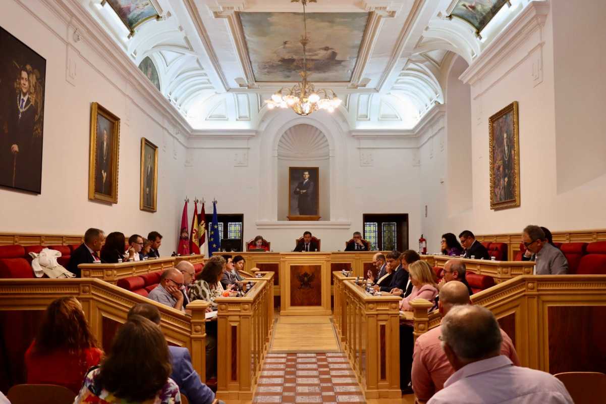 Pleno del Ayuntamiento de Toledo.