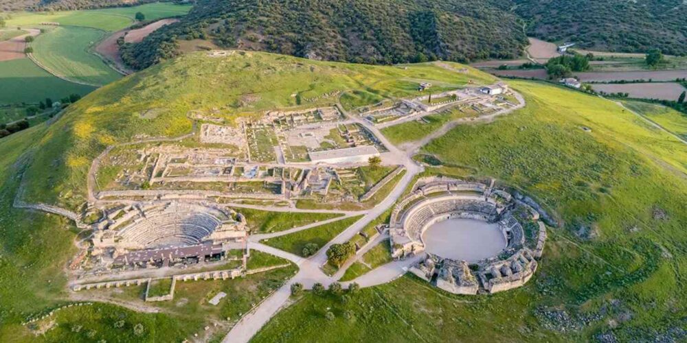 Vista aérea del Parque Arqueológico de Segóbriga, una joya. Foto: Turismo Castilla-La Mancha.