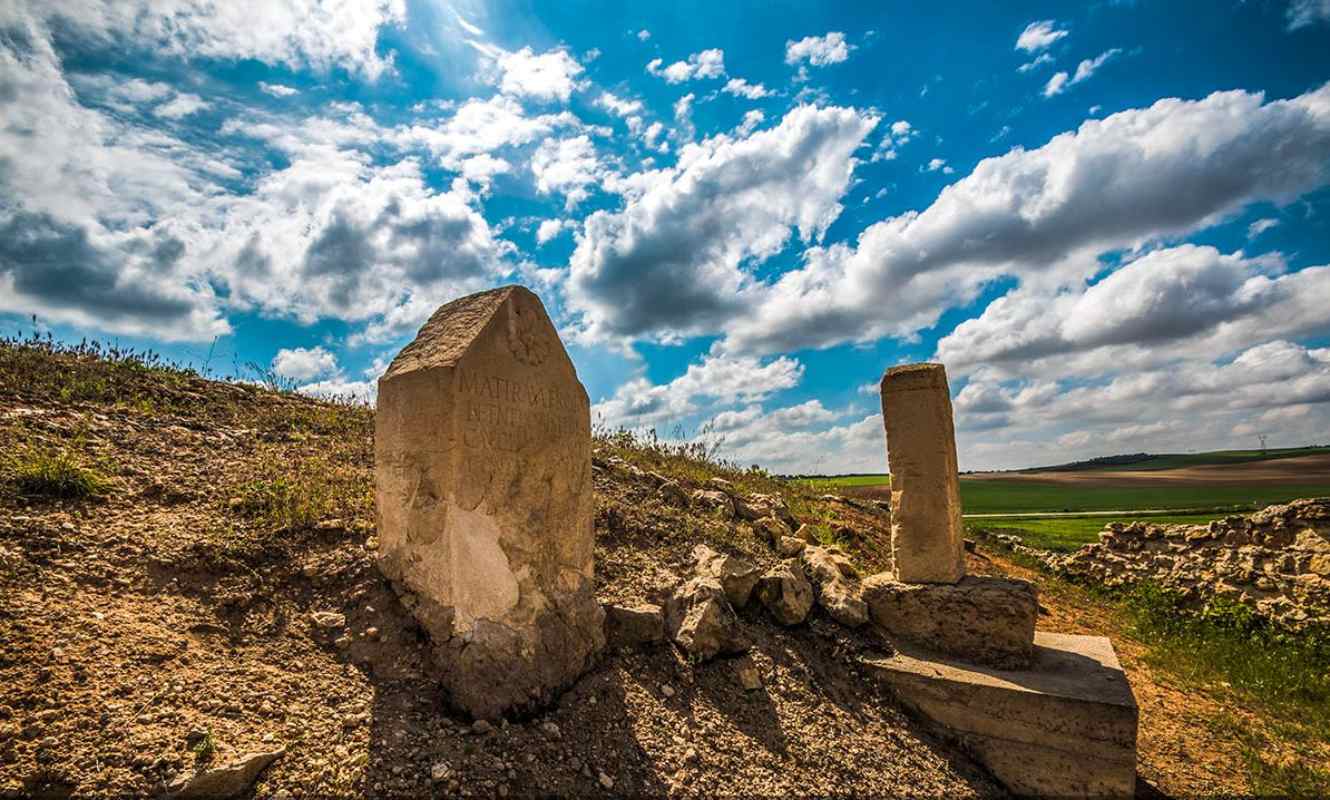 Necrópolis del elenco arqueológico de Segóbriga. Foto: Turismo Castilla-La Mancha. 