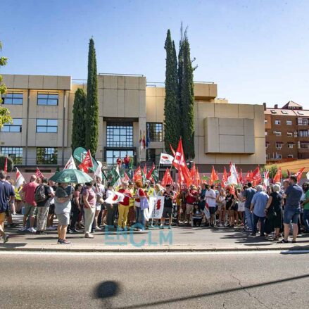 Concentración huelga educación toledo