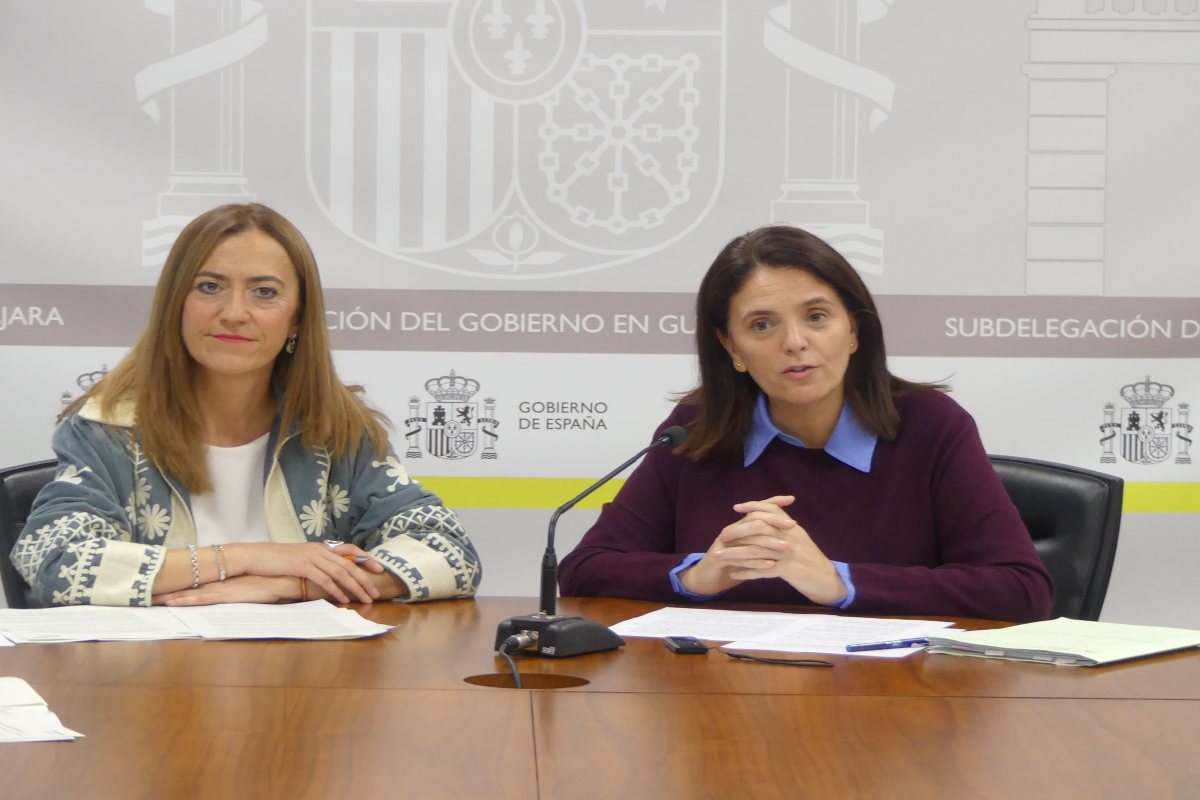 Subdelegada del Gobierno en Guadalajara, Susana Cabellos, y la directora general de Protección Civil y Emergencias del Ministerio del Interior, Virginia Barcones