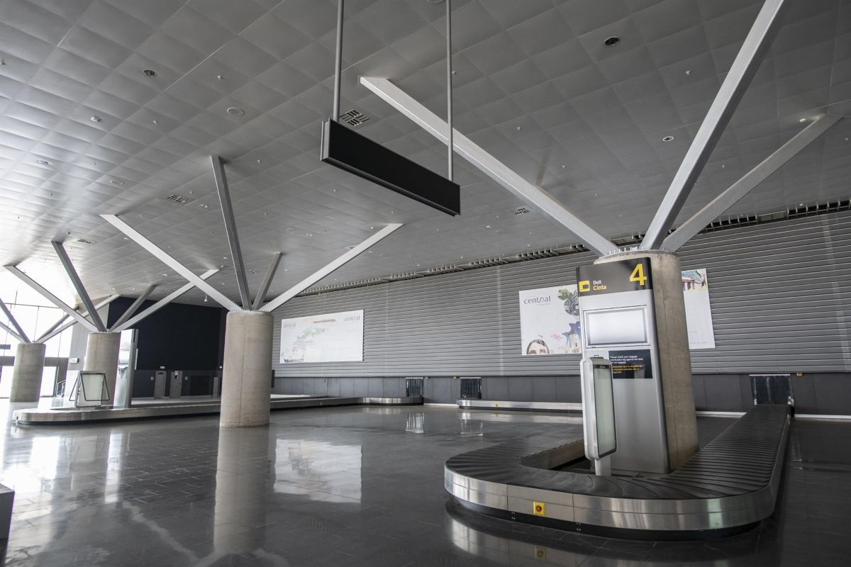 Sala de recogida de maletas en el Aeropuerto de Ciudad Real. - Eusebio García del Castillo-EP.