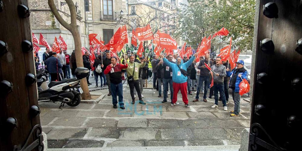 Concentración de profesionales del sector en Toledo. Foto: Rebeca Arango.