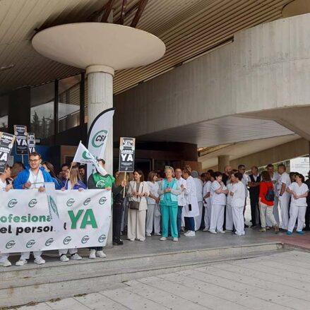 Concentración en el hospital de Guadalajara.