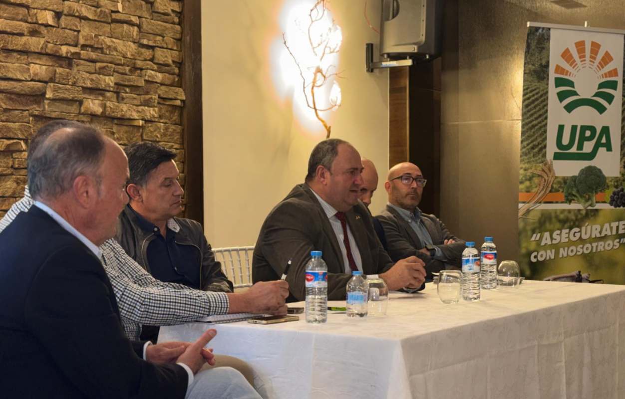 El consejero de Agricultura, Ganadería y Desarrollo Rural, Julián Martínez Lizán.