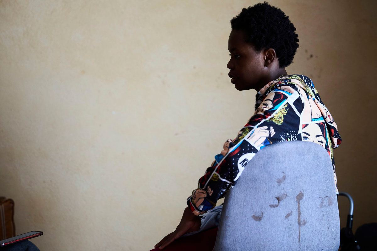 La joven africana narra el tormento de sus 10 últimos años. Foto: EFE/Manu Reino.