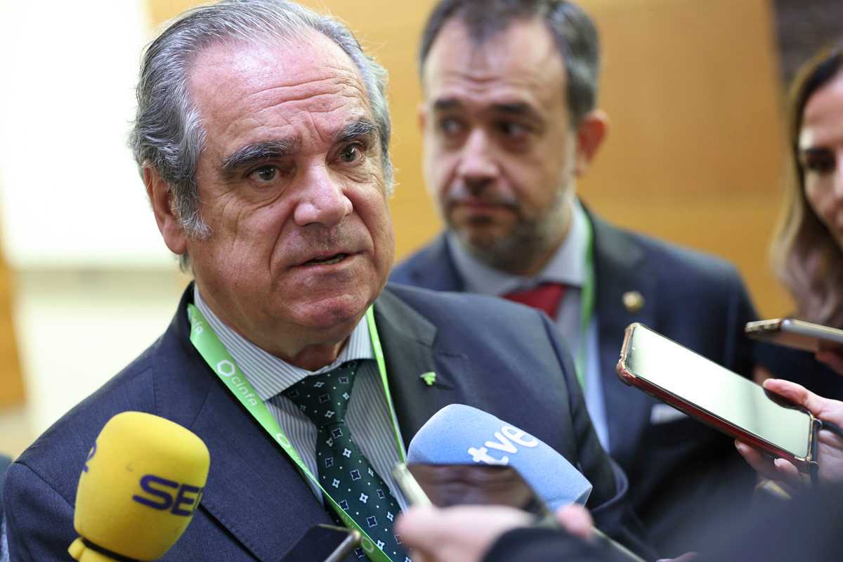 El presidente del Consejo de Colegio de Farmacéuticos, Jesús Aguilar