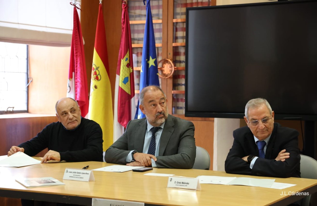 Corchado, Julián Garde y Ginés Meléndez.