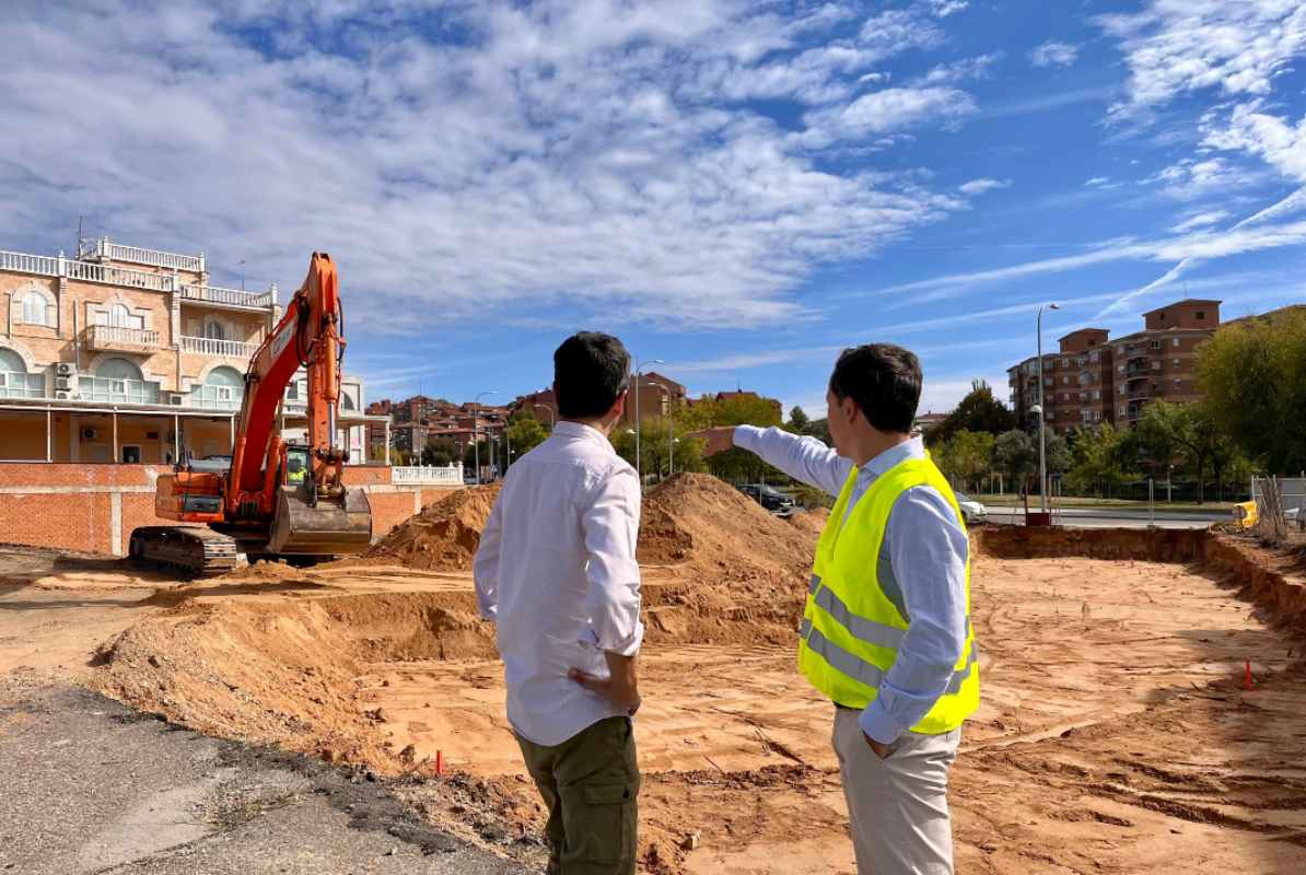 El alcalde de Toledo, Carlos Velázquez, ha visitado las obras.