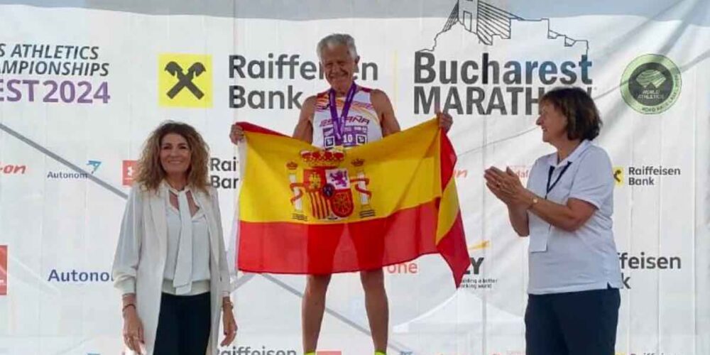 El toledano Juan López se ha convertido este domingo en el campeón mundial Máster M80 de Maratón en Bucarest/Foto: @cvelazquezromo en la red social X.