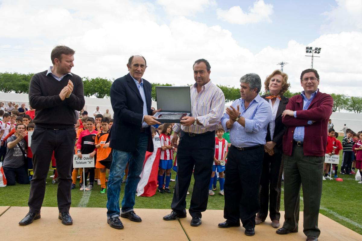 El que fuera gran jugador del Madrid, Pirri, en la clausura de la última edición del torneo.