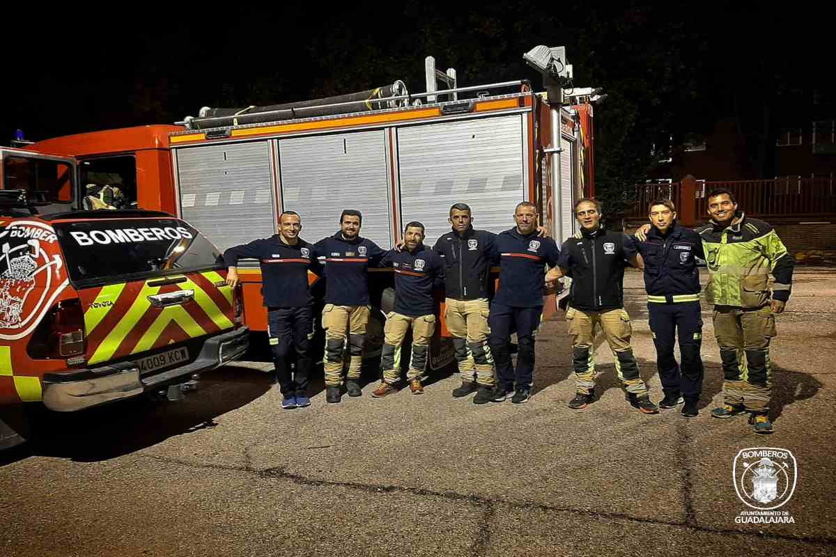 Bomberos del Ayuntamiento de Guadalajara desplazados hasta la Comunidad Valenciana