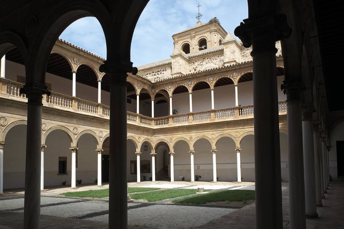 Claustro del convento de los Dominicos de Almagro