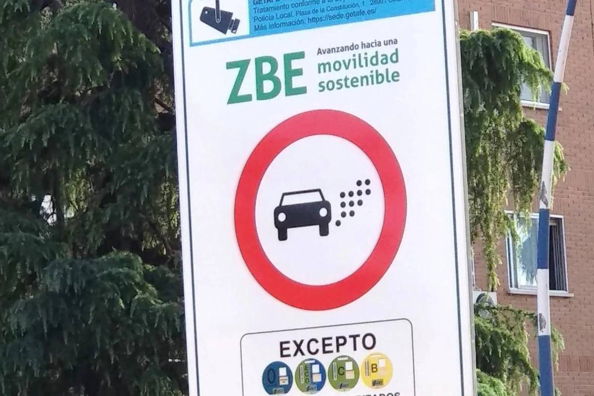 Imagen de archivo de un cartel de zona de bajas emisiones (ZBE)